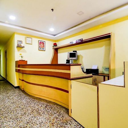Spot On 80135 Gopala Residency Dibrugarh Exterior foto