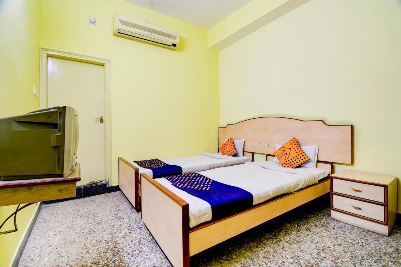 Spot On 80135 Gopala Residency Dibrugarh Exterior foto